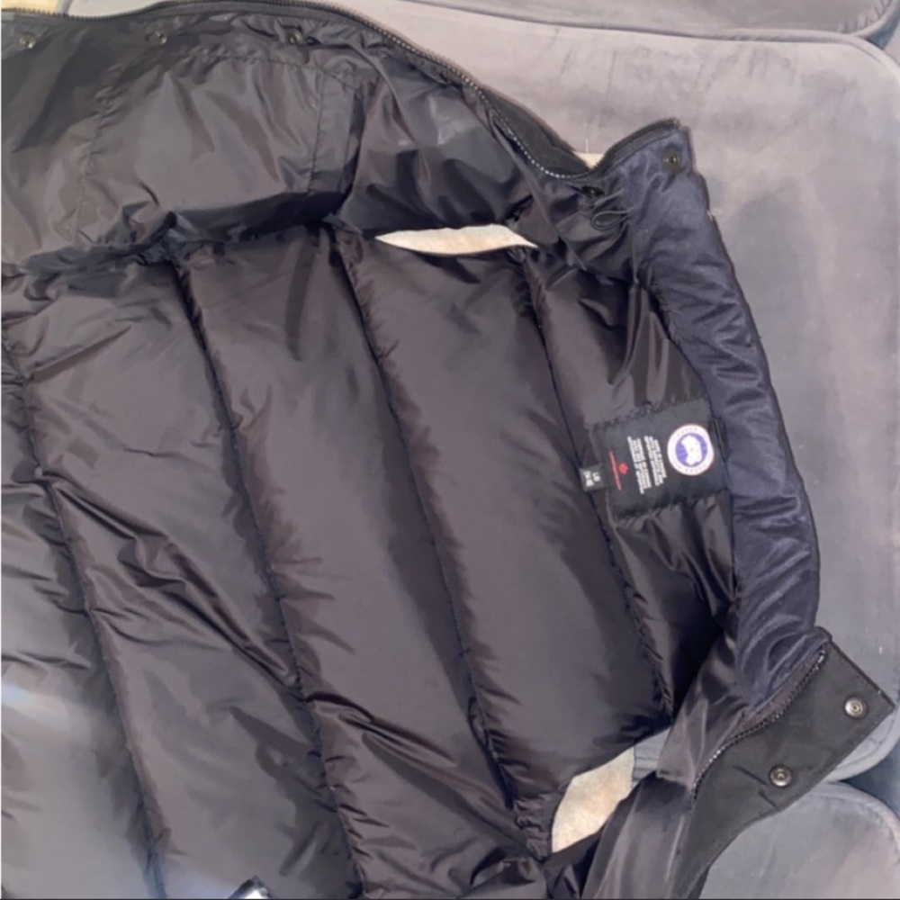 Good condition very comfortable unisex